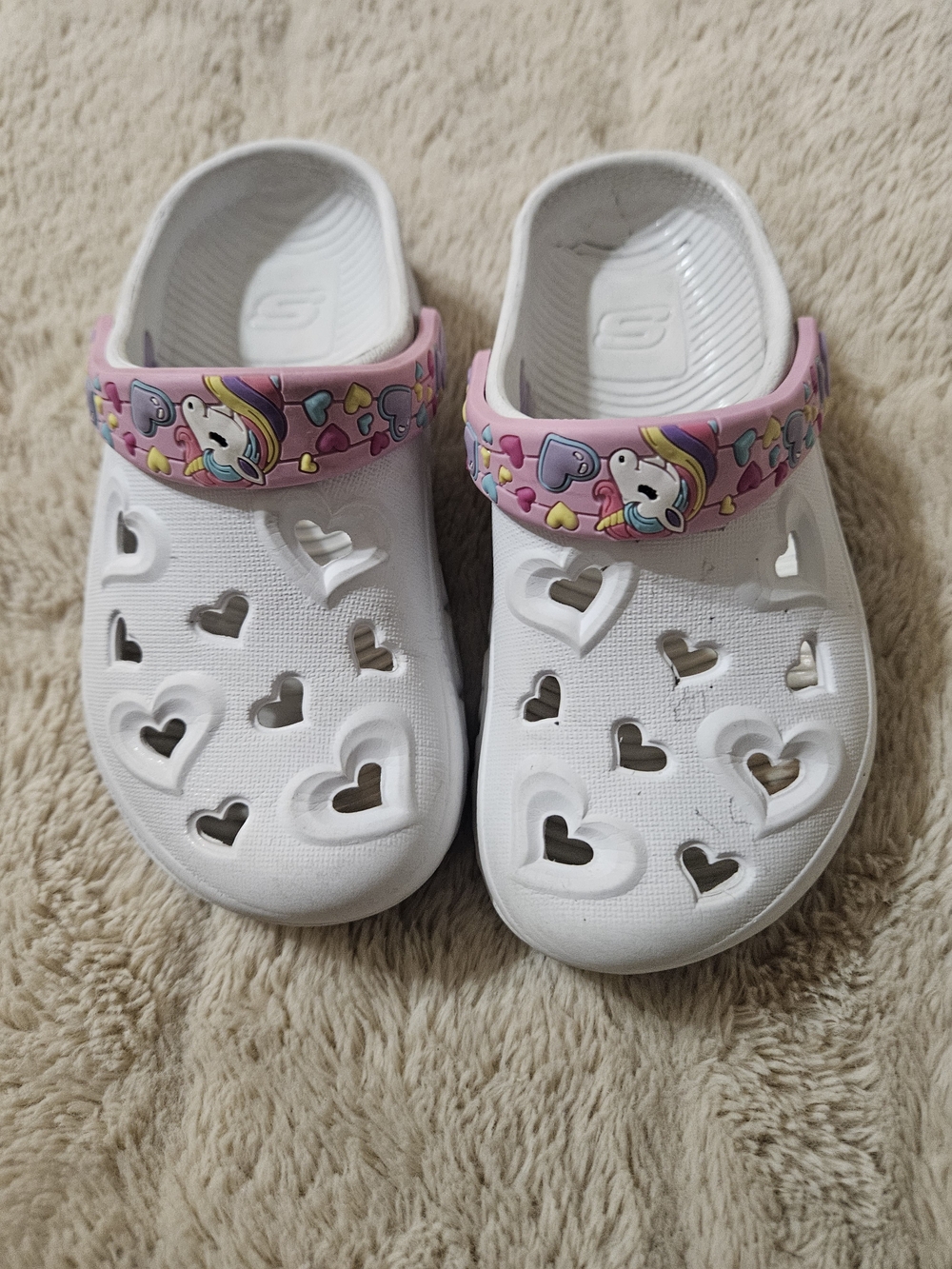 Skechers White Heart Clog Sandals with Pink Unicorn Strap